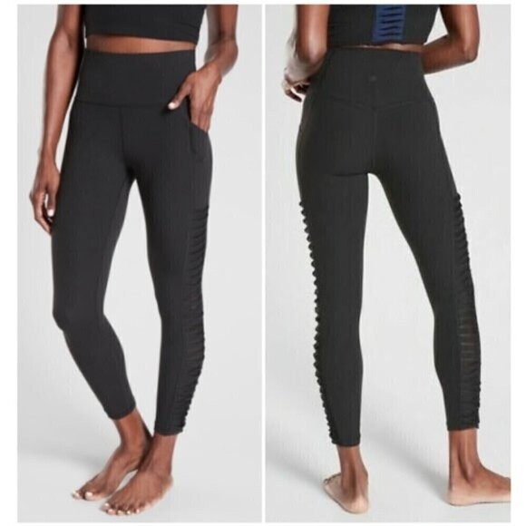 Athleta Black Salutation Stash Pocket Twist 7/8 Leggings Size XXS - Picture 1 of 9